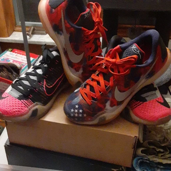 Nike | Shoes | Kobe Bryant Sneakers As A Set | Poshmark display picture 1